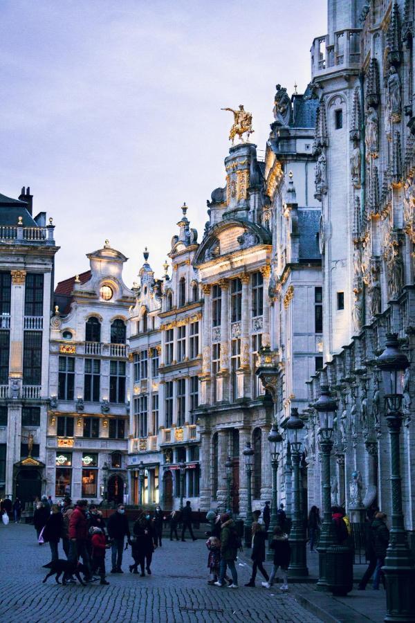 Holiday Inn Express Brussels-Grand-Place By Ihg Esterno foto